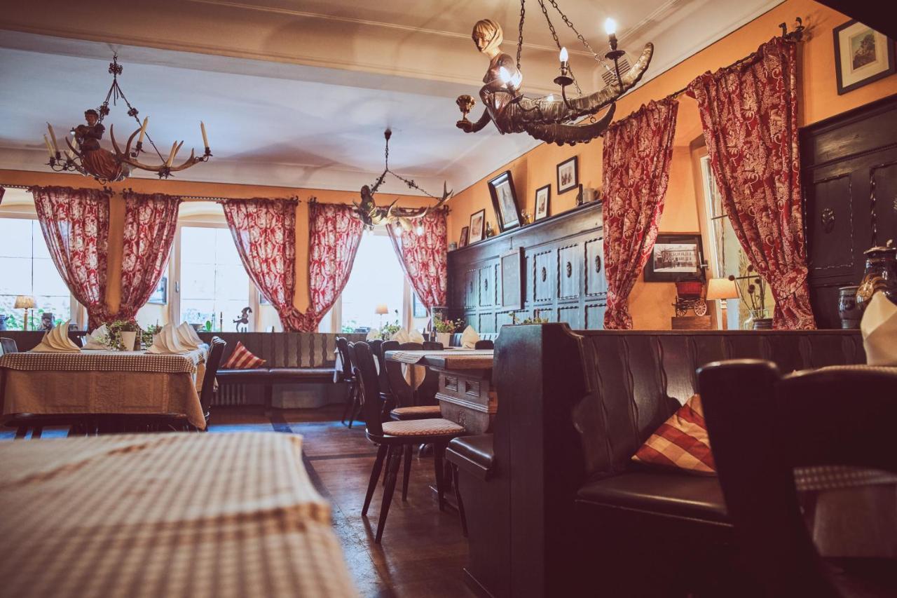 Gasthof Zum Storch พริคเซนชตัดท์ ภายนอก รูปภาพ